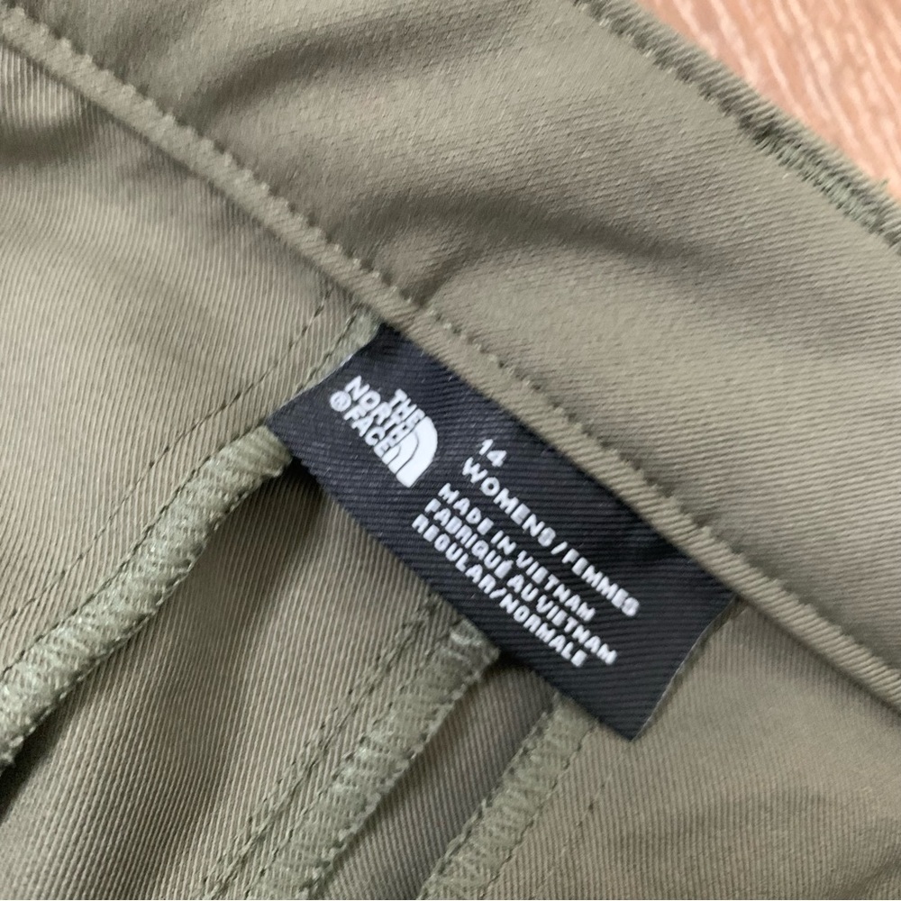 The north face womens taupe green city standard ankle pants 14 NWT - Picture 9 of 12